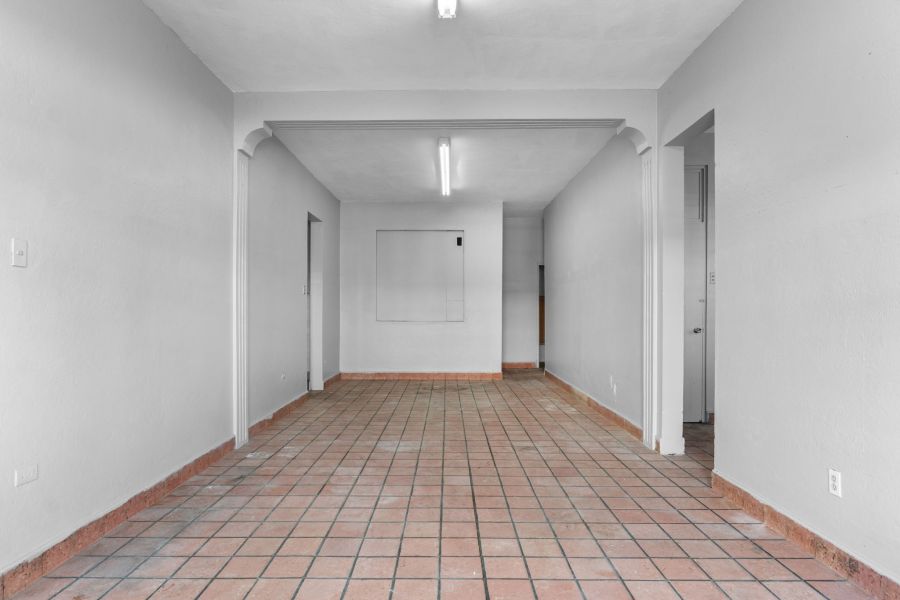 Calle Luis Barreras 172 Bo Pueblo Cayey 00736 PR