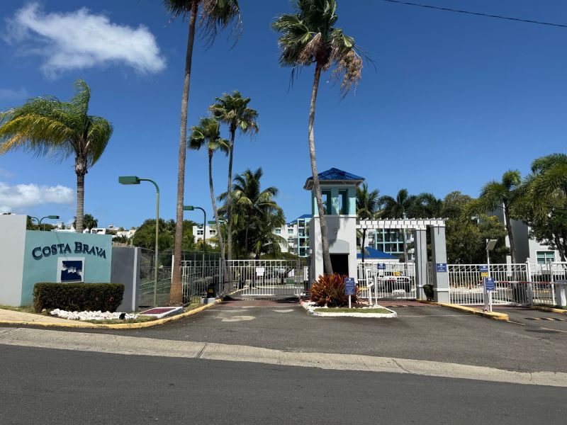 Cond Costa Brava Edificio 18 Apt 401 Ceiba 00735 PR