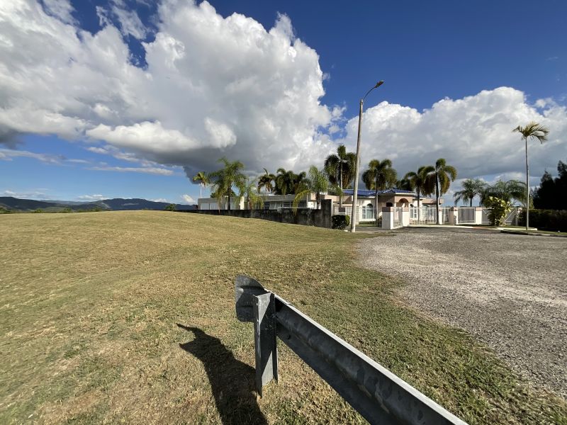 Urb 4ta Extension El Monte Calle 2 Solar B-78 Ponce 00780 PR