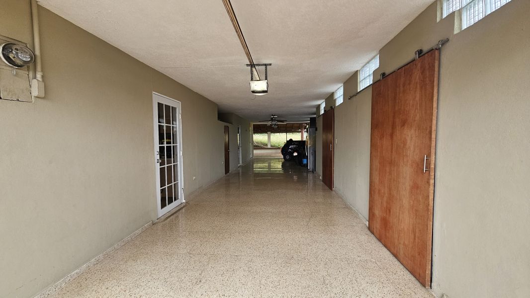 Urb Villa Nueva Calle 9 Blq 11, Caguas - 9