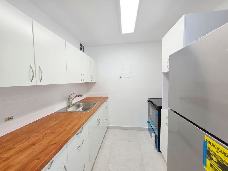 Cond Lagos Del Norte Apt 808 Toa Baja 00949 PR