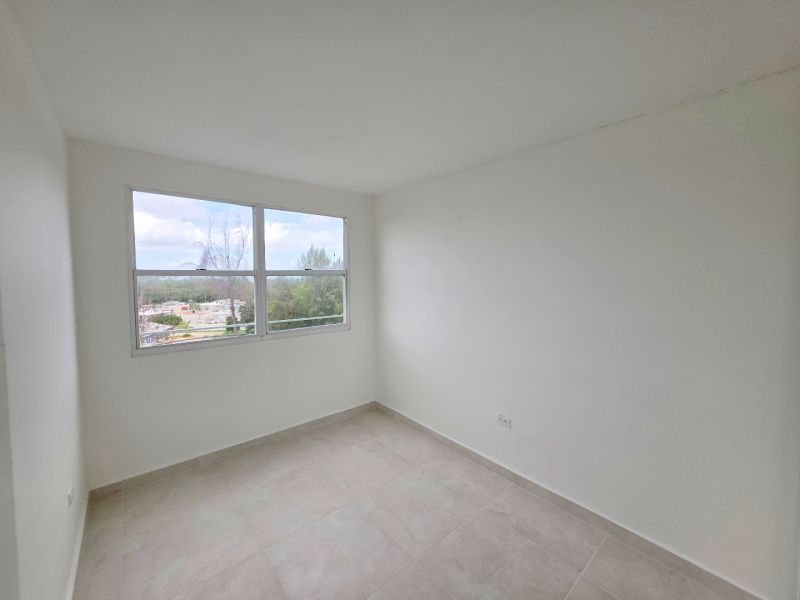 Cond Lagos Del Norte Apt 808 Toa Baja 00949 PR