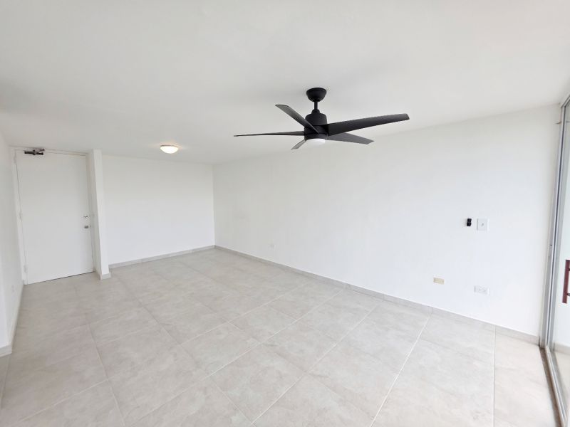 Cond Lagos Del Norte Apt 808 Toa Baja 00949 PR