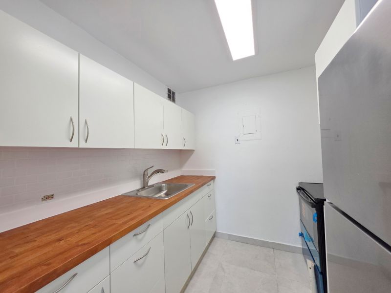 Cond Lagos Del Norte Apt 808 Toa Baja 00949 PR