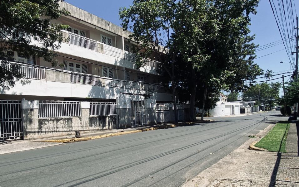 Apartamentos Bucare Laureles Apto 2b San Juan 00913 PR