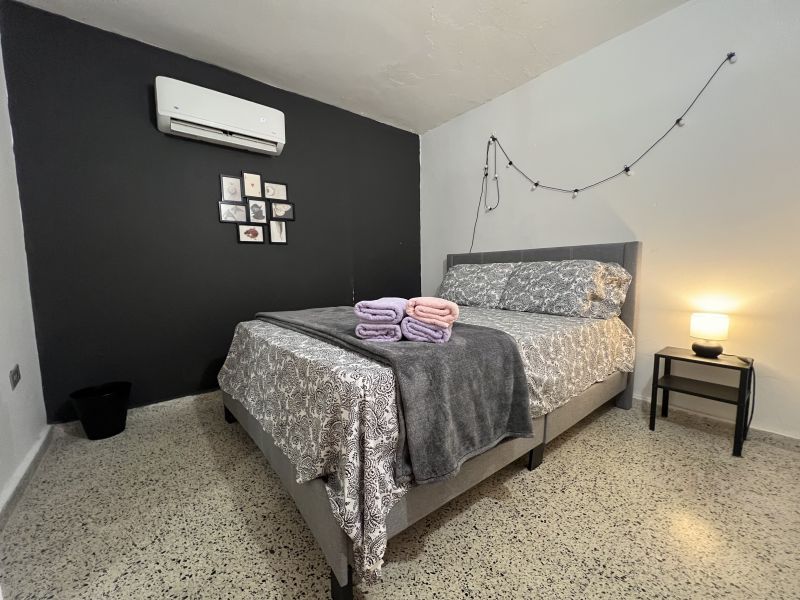 G14 Calle 15 Urb Jardines De Country Club Carolina 00983 PR