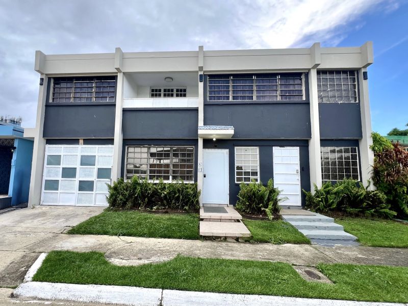 G14 Calle 15 Urb Jardines De Country Club Carolina 00983 PR