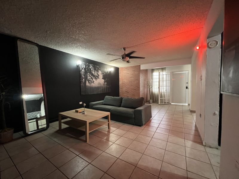 G14 Calle 15 Urb Jardines De Country Club Carolina 00983 PR