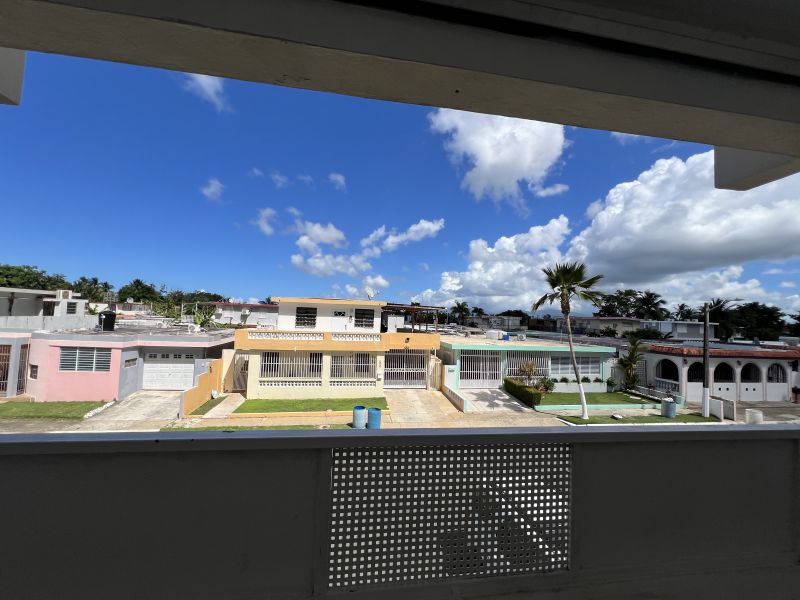 G14 Calle 15 Urb Jardines De Country Club Carolina 00983 PR