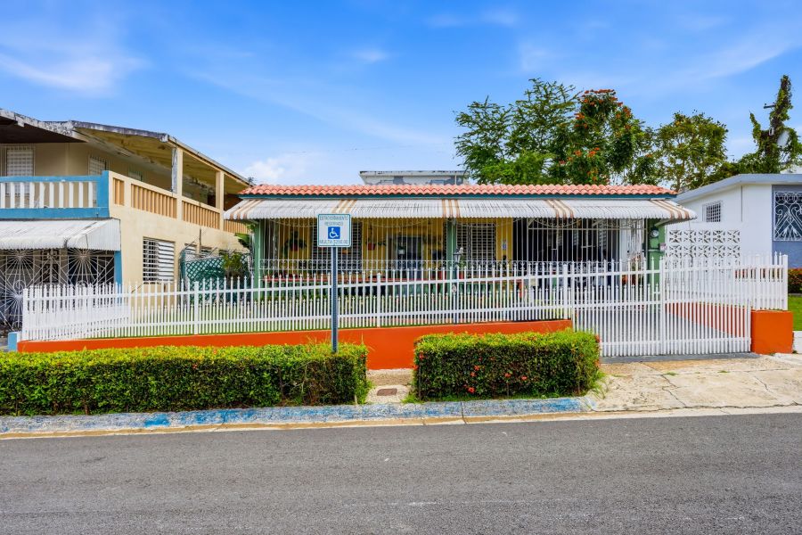 Calle 34 Bloque Oo-25 Santa Juanita Bayamon 00924 PR