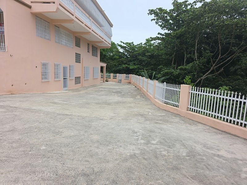 Carr 829 Bo Ortiz Sector Los Rodriguez Toa Alta 00953 PR