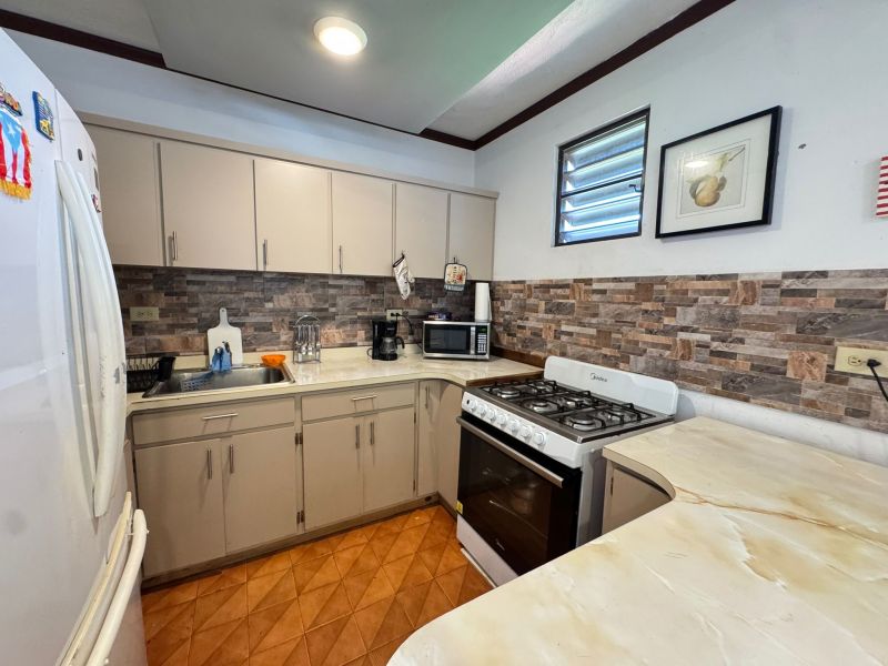 Bo Tanama Sector Los Caños Carr 651 Km 9.6 Arecibo 00612 PR