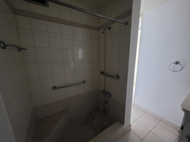 Cond Park Lane Calle Santiago Iglesias 65, San Juan - 7