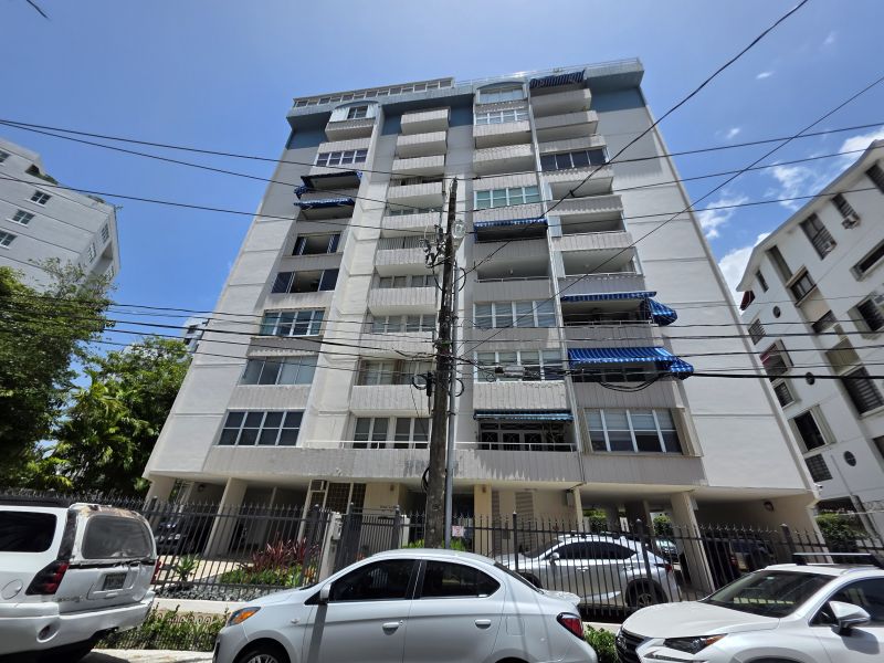 Cond Park Lane Calle Santiago Iglesias 65, San Juan - 1