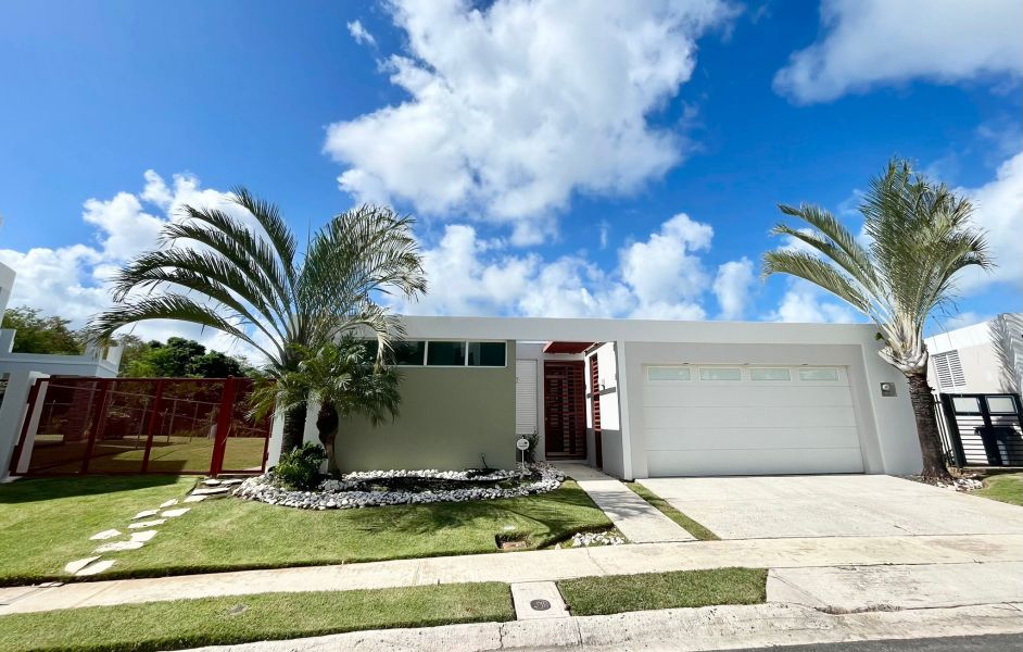 Calle Torre Del Sol #119 Urb Las Vistas Cabo Rojo 00623 PR