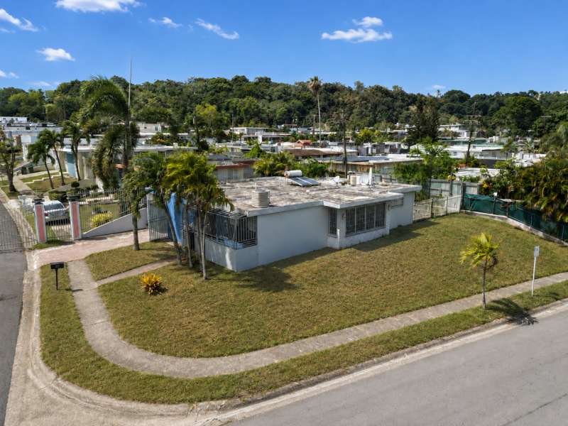 929 Calle Lirio Lote B-34 Urb Round Hills, Trujillo Alto - 3
