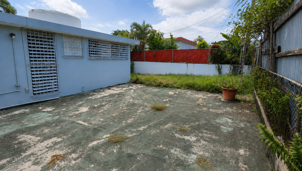 929 Calle Lirio Lote B-34 Urb Round Hills, Trujillo Alto - 21