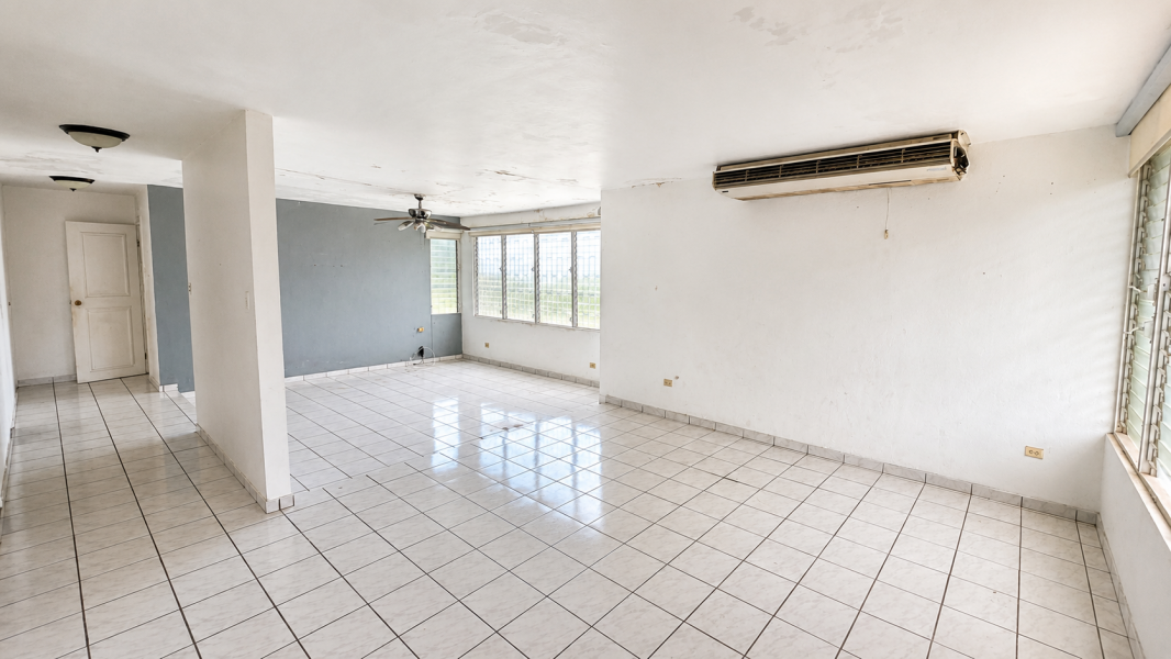 929 Calle Lirio Lote B-34 Urb Round Hills, Trujillo Alto - 2