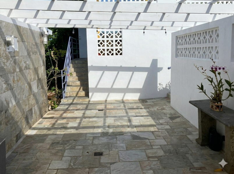 Urb Las Gaviotas Calle Ausubo A-14 Fajardo 00738 PR