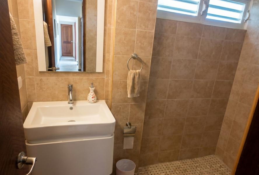 Urb Las Gaviotas Calle Ausubo A-14 Fajardo 00738 PR