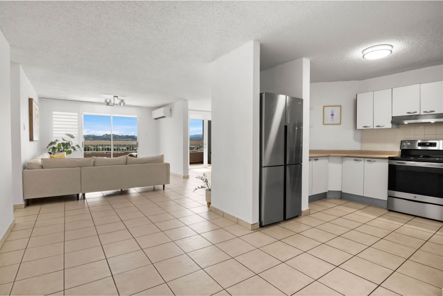 1150 Carr 2 Cond Colinas Del Bosque Buzon 53 Apt E Bayamon 00961 PR