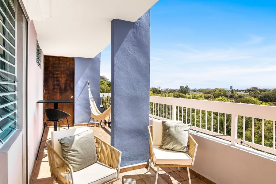 1150 Carr 2 Cond Colinas Del Bosque Buzon 53 Apt E Bayamon 00961 PR