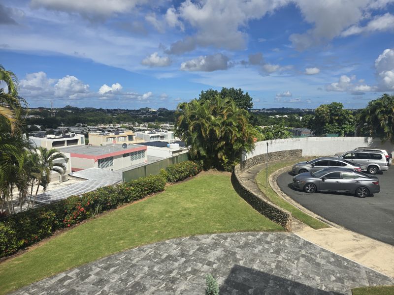 Calle 1 A15 Urb Alturas De Sans Souci Bayamon 00957 PR