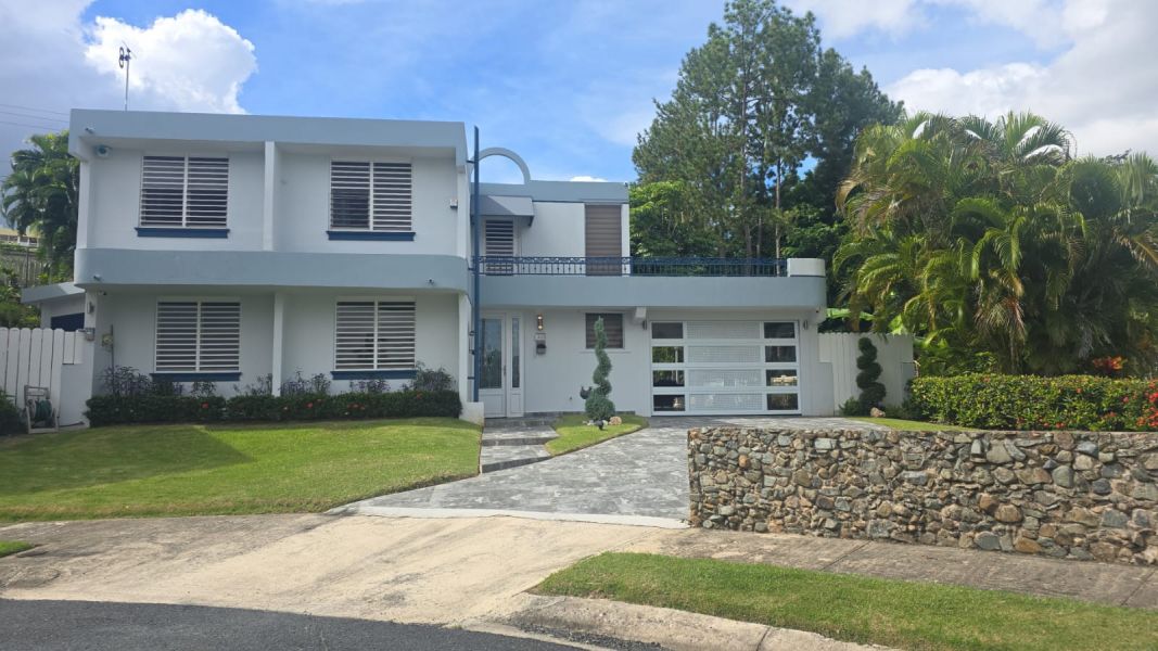 Calle 1 A15 Urb Alturas De Sans Souci Bayamon 00957 PR