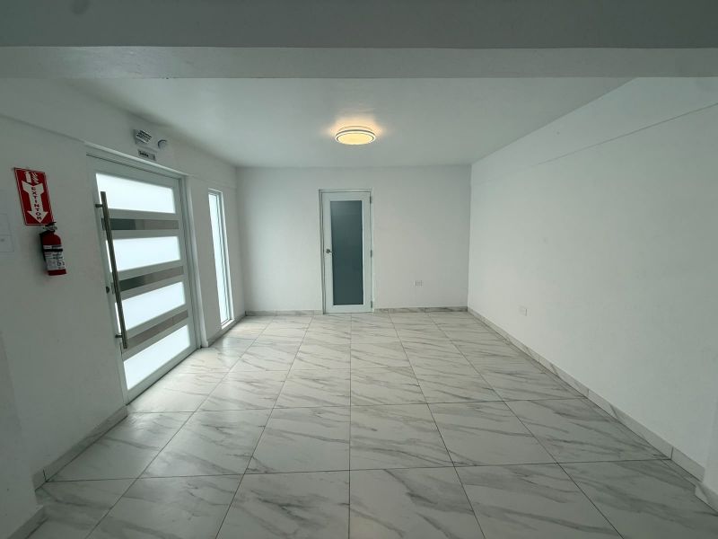 Urb Atenas E23 Calle Tirado Gracia, Manati - 23