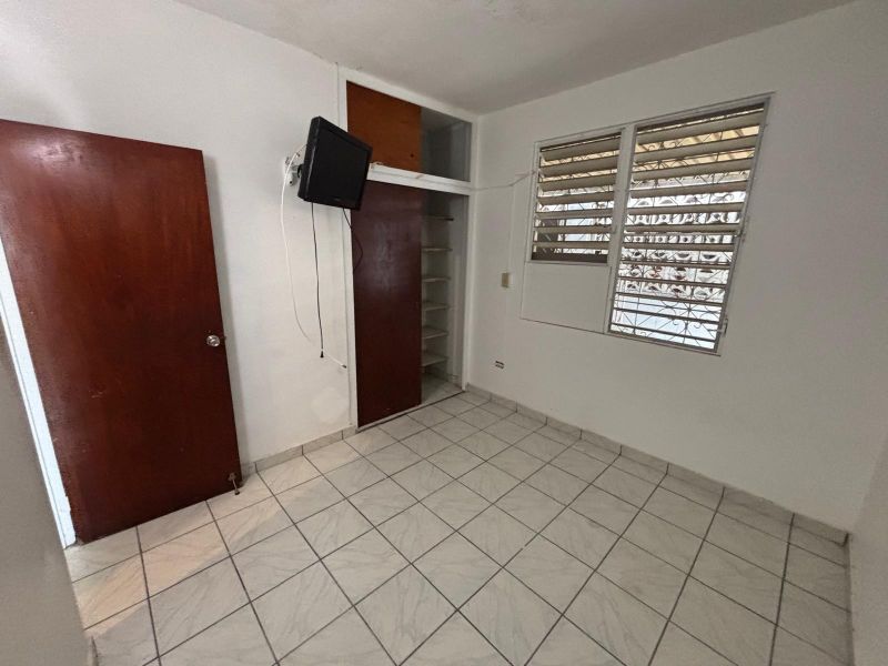 Calle 10 Blq 14 #7 Santa Rosa Bayamon 00959 PR