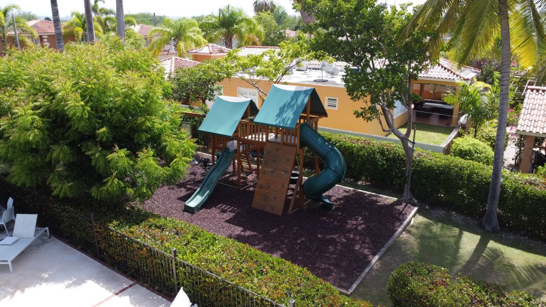 Urb Grand Palm 1 D3 Calle Real Palm Drive Vega Alta 00692 PR