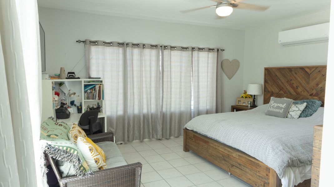 Urb Grand Palm 1 D3 Calle Real Palm Drive Vega Alta 00692 PR