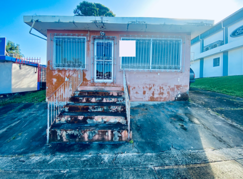 Urb Sierra Bayamon Ave Principal Norte Bloque 1 Nu Bayamon 00961 PR