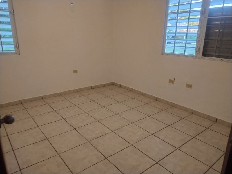 Solar 9 Urb Vega Costera Bo Puerto Nuevo Vega Baja 00693 PR