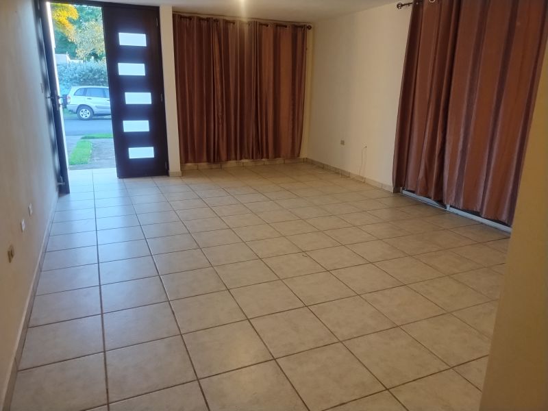 Solar 9 Urb Vega Costera Bo Puerto Nuevo Vega Baja 00693 PR