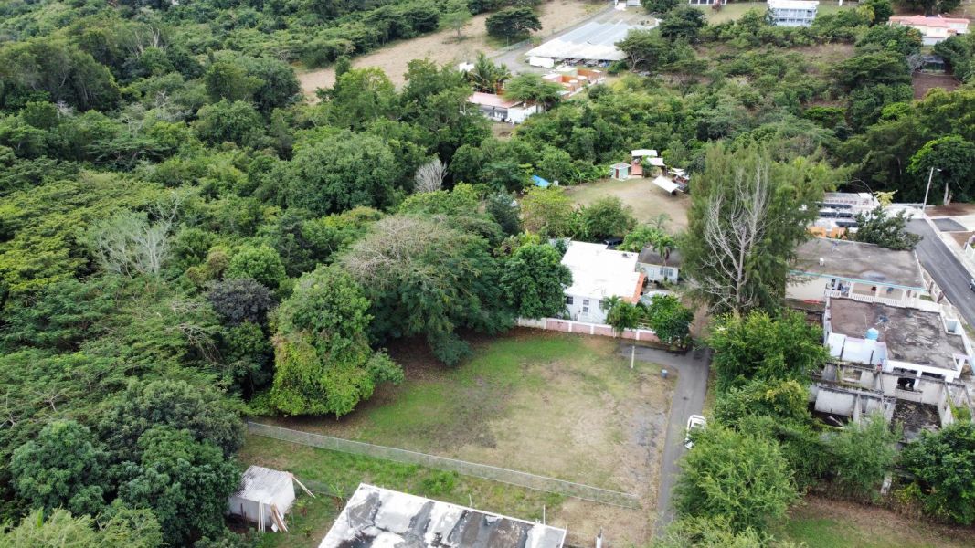 Bo San Ildefonso Solar 7 Coamo 00769 PR