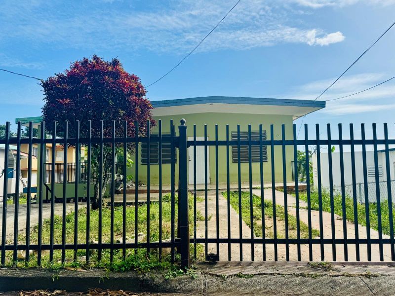 Bo Guanajibo Sector Parcelas San Romualdo Calle C Hormigueros 00660 PR