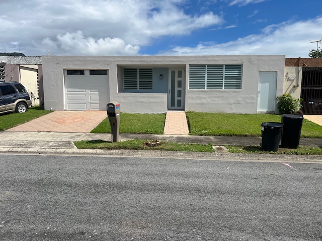 Urb Los Flamboyanes Calle Ceiba D-8 Gurabo 00778 PR