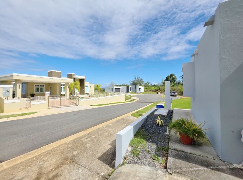 Urb Vistas Del Sol #26 Carr 100 Km 2.1 Int Plan Bo Cabo Rojo 00603 PR