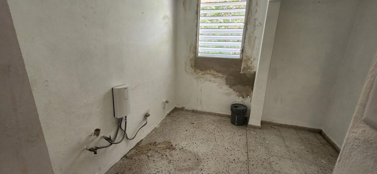 Urb Fernandez Calle John F Kennedy 26, Cidra - 12