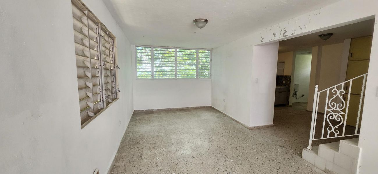 Urb Fernandez Calle John F Kennedy 26, Cidra - 2