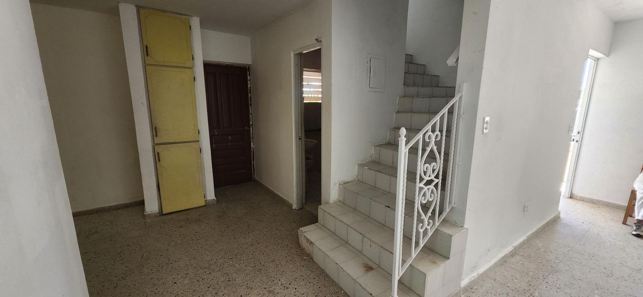 Urb Fernandez Calle John F Kennedy 26, Cidra - 4