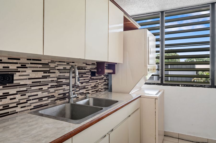 Condominio River Park Apt 305 Bayamon 00961 PR