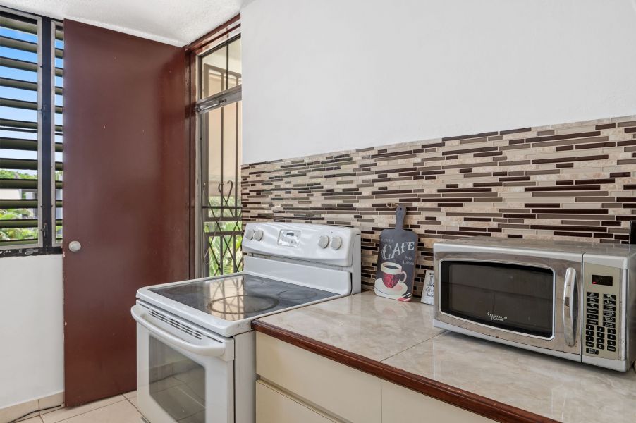 Condominio River Park Apt 305 Bayamon 00961 PR