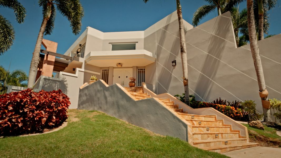 Bo Pueblo Solar 1 Calle Las Mercedes Moca 00676 PR