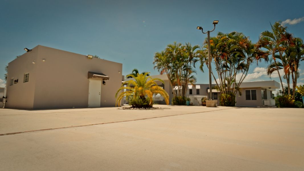 Bo Pueblo Solar 1 Calle Las Mercedes Moca 00676 PR