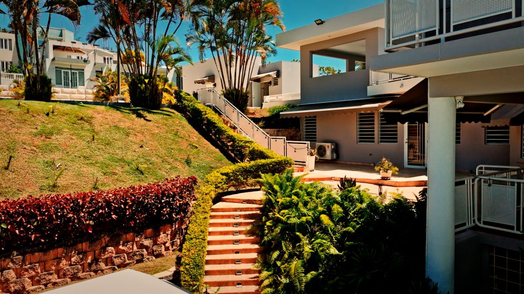 Bo Pueblo Solar 1 Calle Las Mercedes Moca 00676 PR