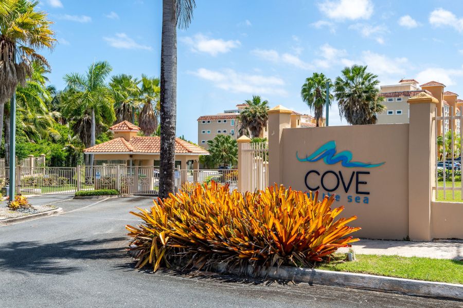 Cond Cove By The Sea Apt I-102 Vega Alta 00692 PR
