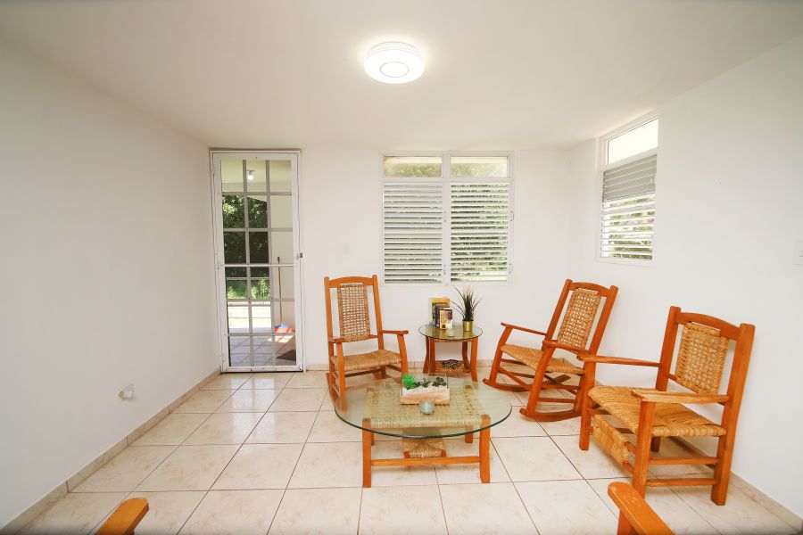 Bo Puerto Nuevo Carr 686 Vega Baja 00693 PR