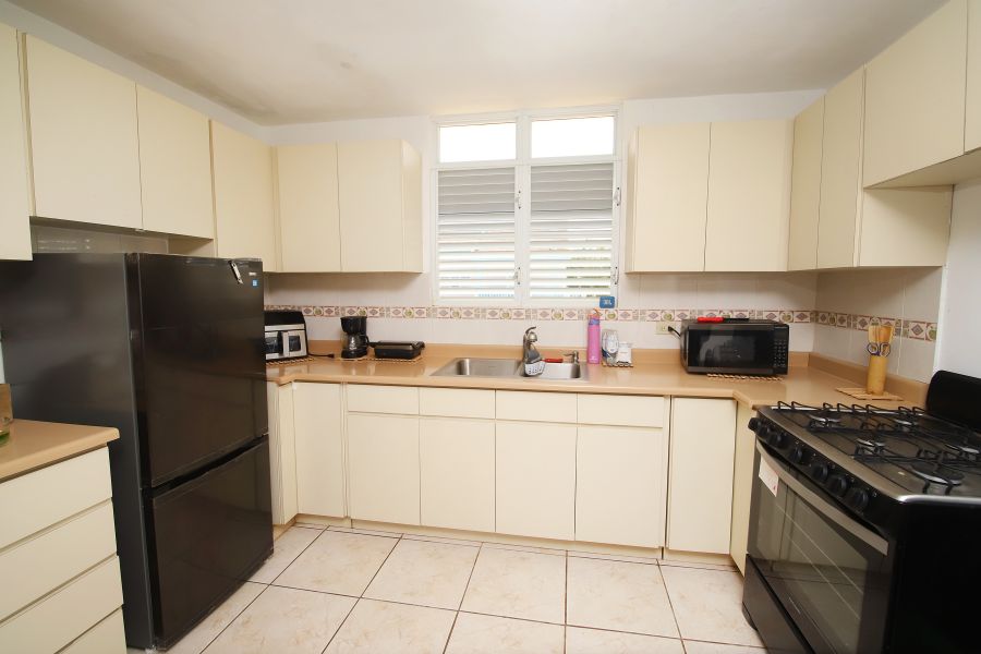 Bo Puerto Nuevo Carr 686 Vega Baja 00693 PR